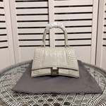 スーパーコピーバレンシアガバッグ